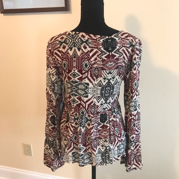 New Coco & Jaimeson top - Picture 3 of 10